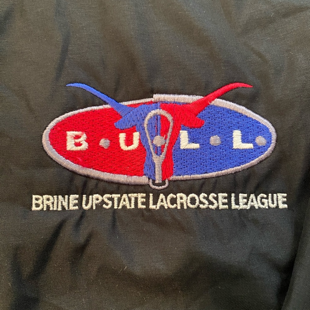Reebok Men’s Black Pullover Windbreaker with BULL  Lacrosse Logo BRINE UPSTATE